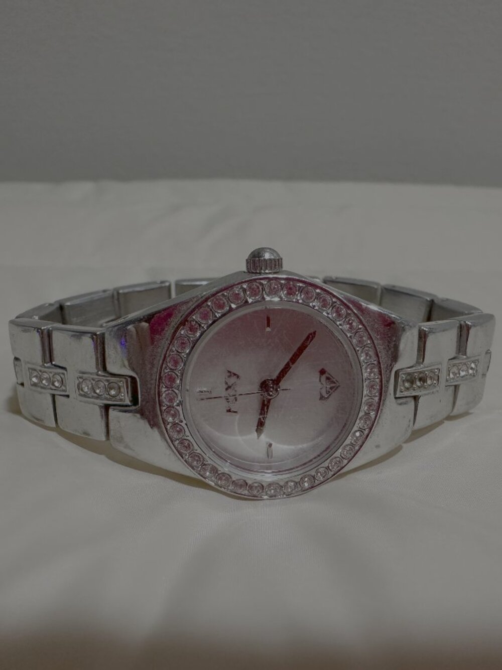 Vintage Y2K Roxy Rhinestone Silver Tone Bracelet Watch Girls Womens